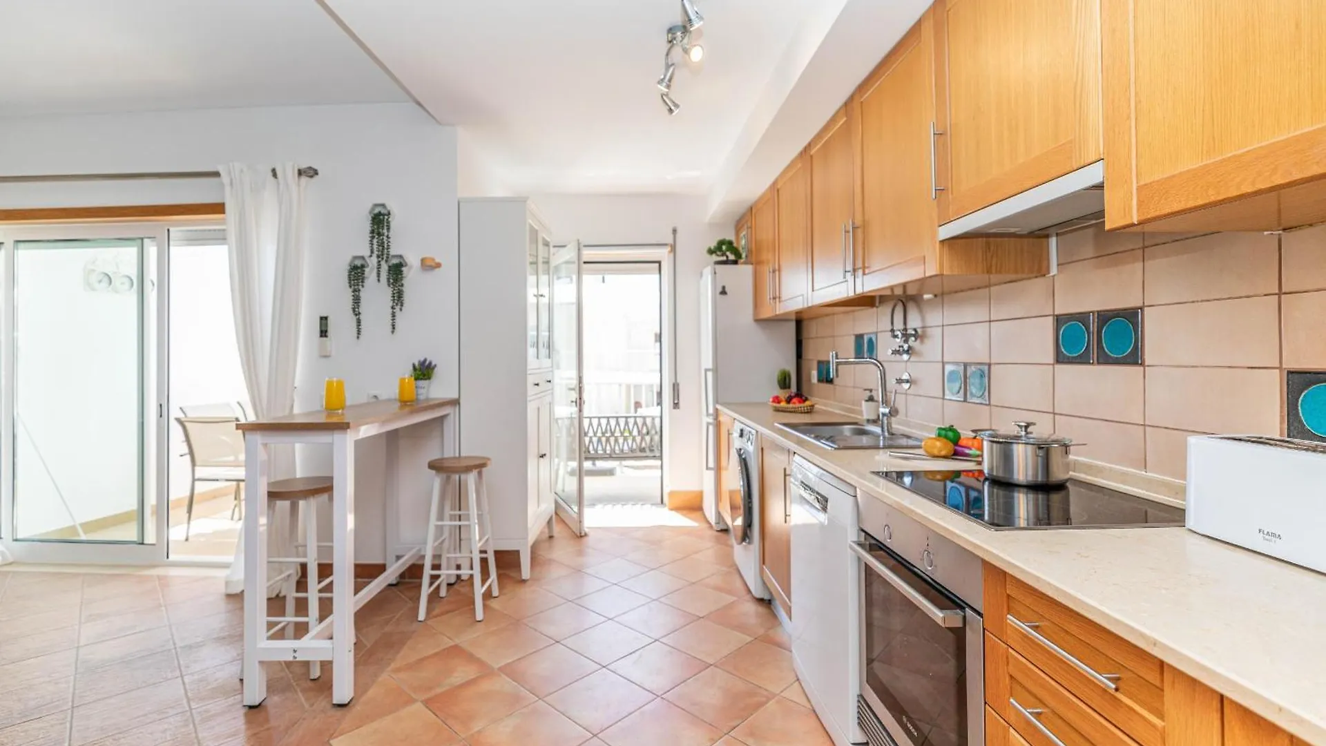 Apartment Andorinha-Pretty Holiday Home With Pool Santa Luzia