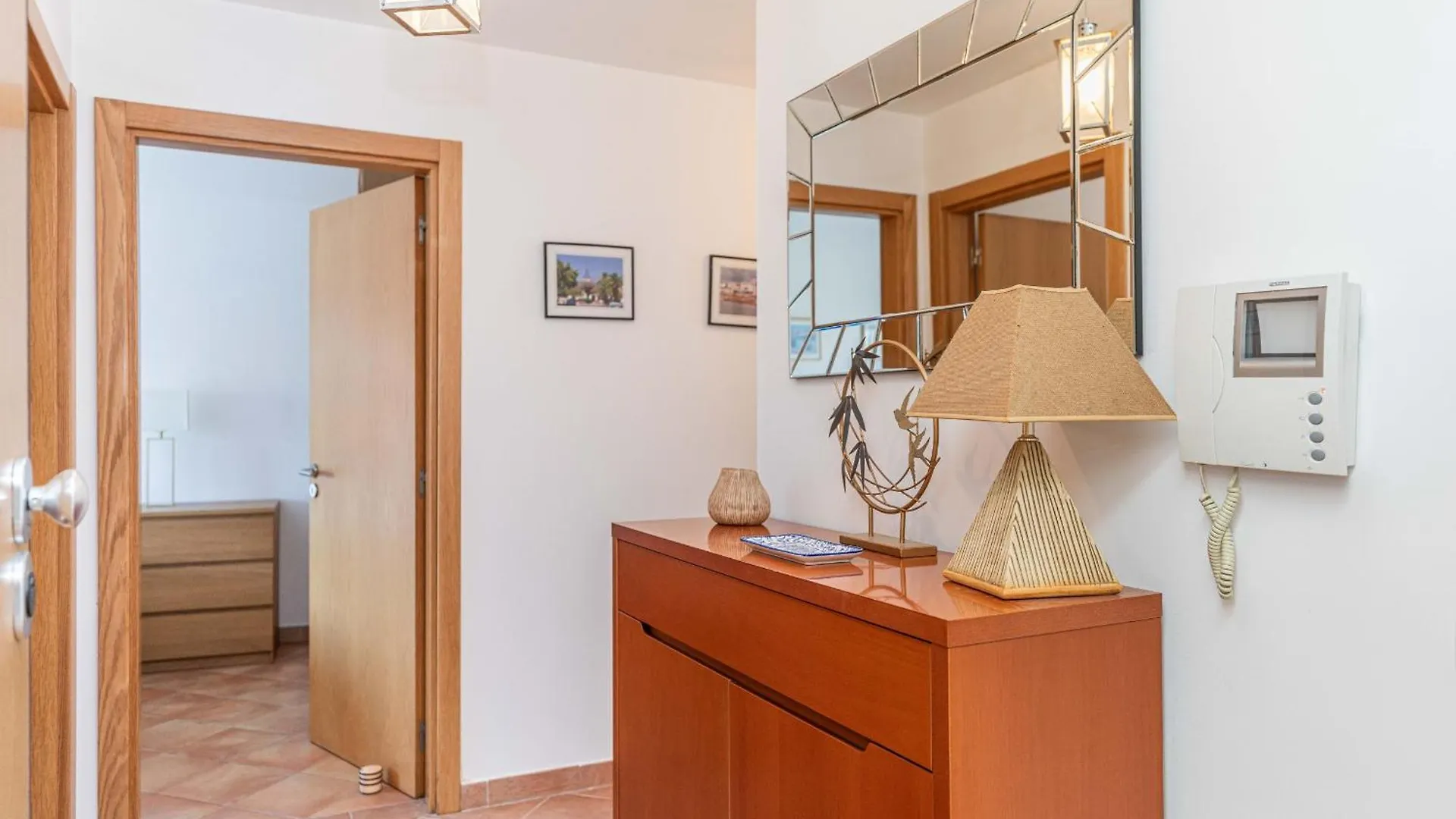 Apartment Andorinha-Pretty Holiday Home With Pool Santa Luzia  Portugal